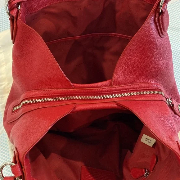 COACH Pebbled Red Leather Edie 31 Tote with original dust bag - Picture 11 of 17